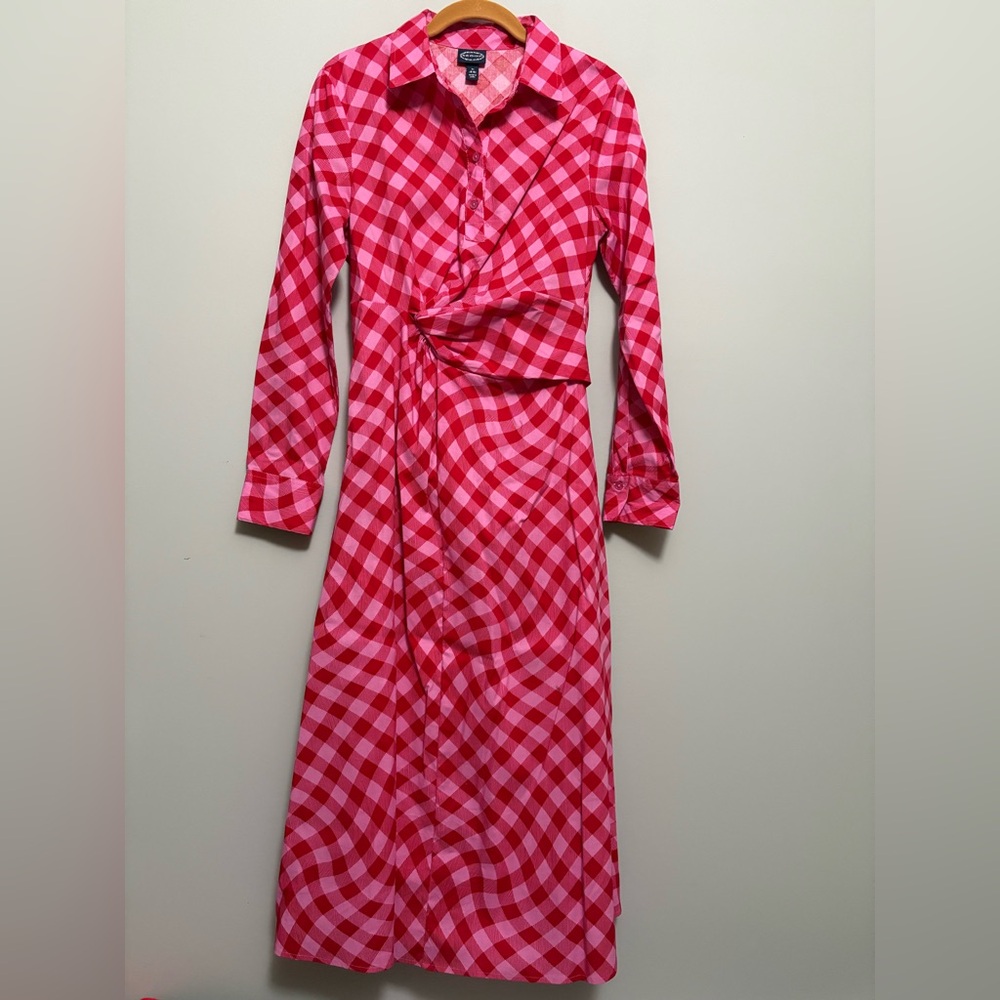Scoop pink and red gingham checkered dress with long sleeves